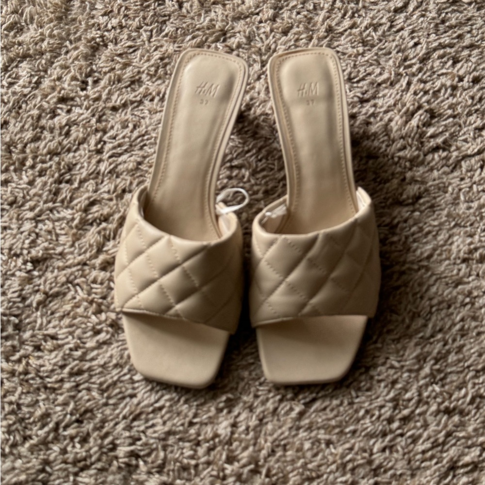 H&M Cream Mules with Geometric Design